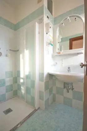 Dört Kişilik Oda, Balkon