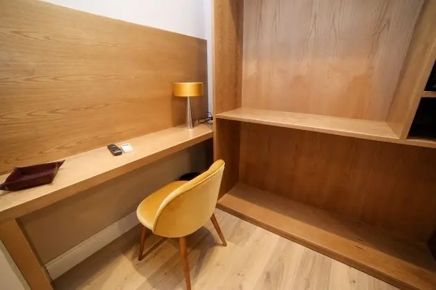 Superior Tek Büyük Yataklı Oda, Şehir Manzaralı