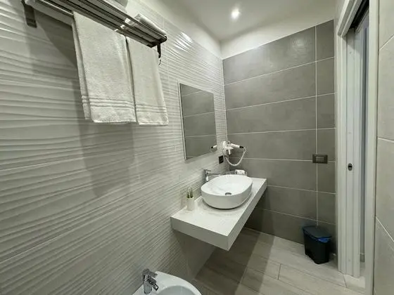 Tek Büyük Yataklı Oda