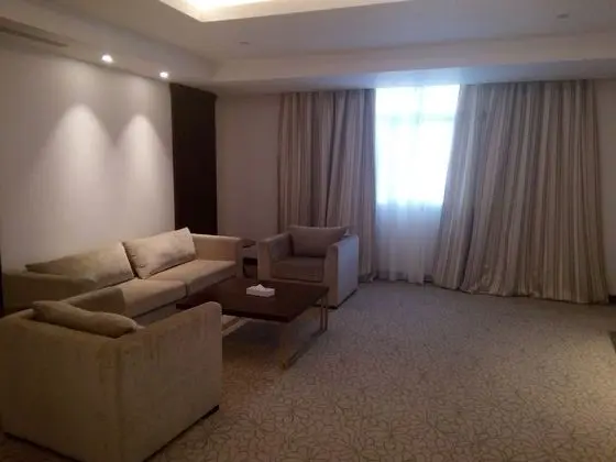 Executive Süit, Havuz Manzaralı