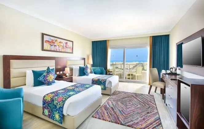 Deluxe Room Sea & Pool View