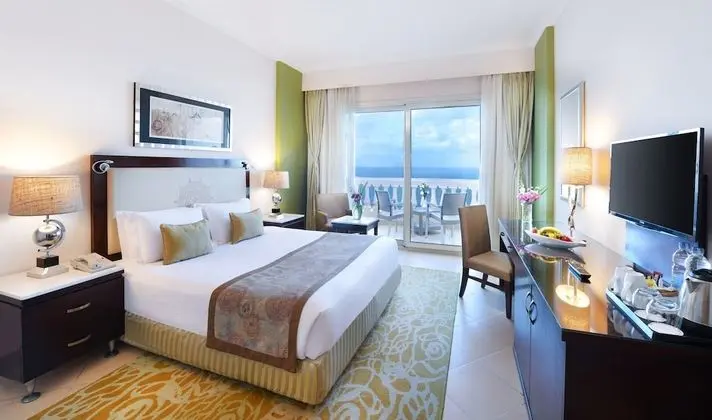 Special Offer - Deluxe Room with Frontal Sea View - Egyptians and Residents Only