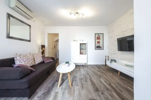 Superior Apart Daire, 1 Büyük (Queen) Boy Yatak ve Çekyat, Sigara İçilmez