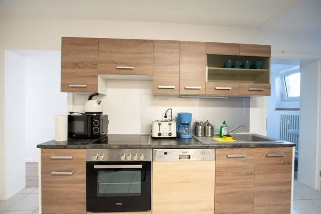 Convenient 4 Room Apartment