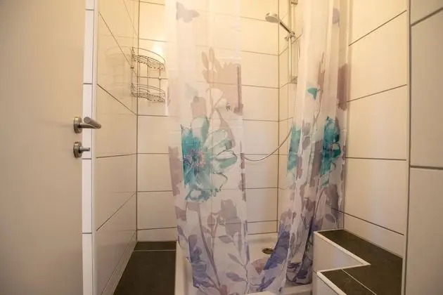 Convenient 4 Room Apartment