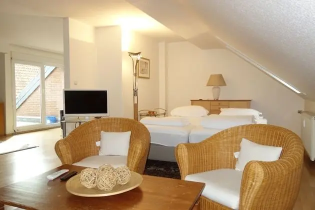 Comfort Apart Daire, 3 Yatak Odası, Bahçe Manzaralı
