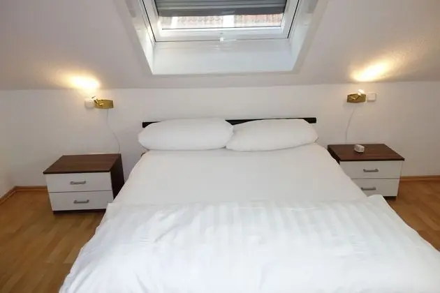 Comfort Apart Daire, 3 Yatak Odası, Bahçe Manzaralı