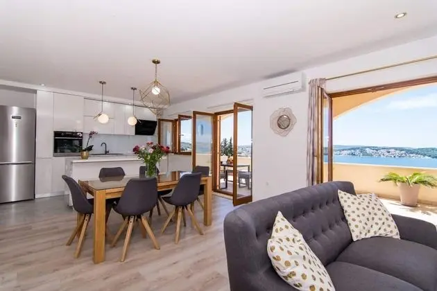Apart Daire (Tom - panoramic sea view - A1(6))