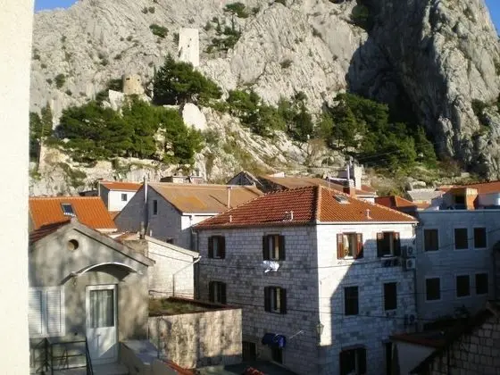 Apart Daire (Toma - 200 m from beach - A1(2+2))