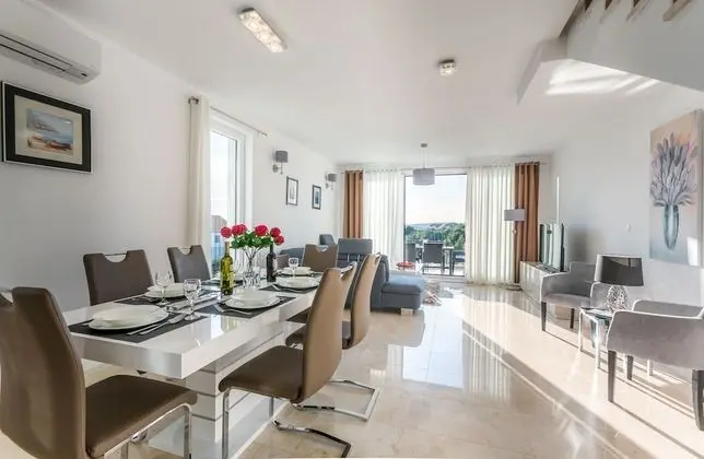 Luxury Villa, 4 Yatak Odası, Teras, Deniz Manzaralı (1)