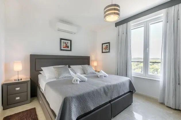 Luxury Villa, 4 Yatak Odası, Teras, Deniz Manzaralı (1)