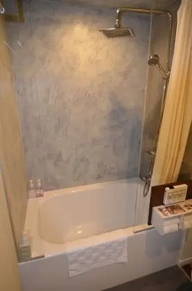 Oda, Özel Banyo (Queen)