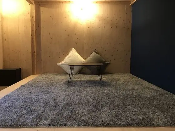 Dört Kişilik Oda, Ortak Banyo