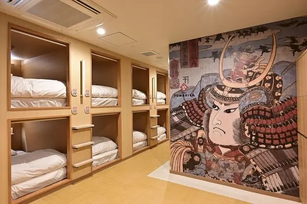 Comfort Ortak Ranzalı Oda, Sadece kadınlar için