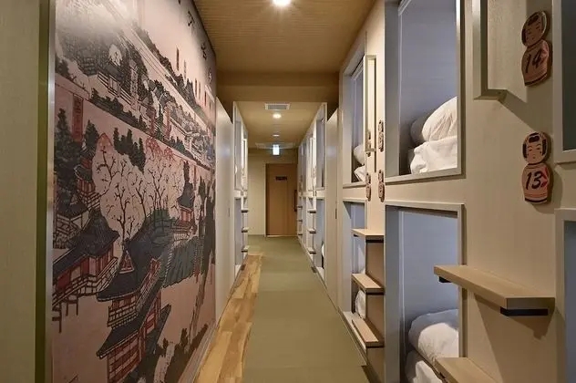 Comfort Ortak Ranzalı Oda, Sadece kadınlar için