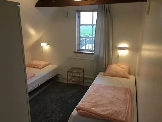 Economy Oda, 2 Tek Kişilik Yatak, Ortak Banyo