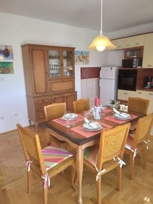 Apart Daire (Tomi - with large terrace (60m2) - A1)