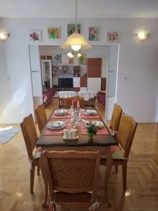 Apart Daire (Tomi - with large terrace (60m2) - A1)