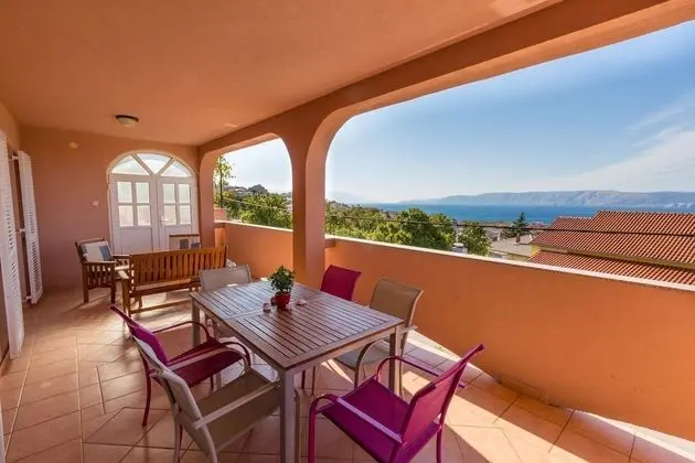 Apart Daire (Tomica - open pool - A1 veliki(4+2))