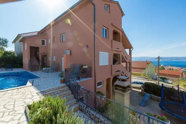 Apart Daire (Tomica - open pool - A2 mali(2+1))