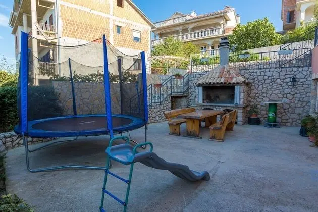 Apart Daire (Tomica - open pool - A3 dvosobni(5+1))