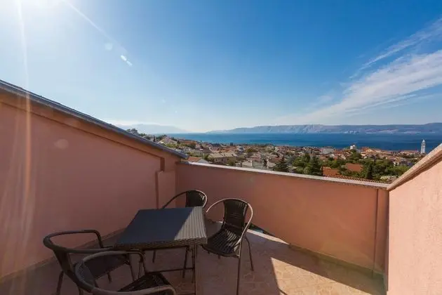 Apart Daire (Tomica - open pool - A4 dvoetažni(4+)