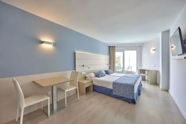 Tek Büyük Yataklı Oda, Balkon