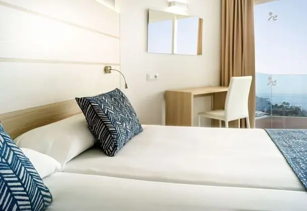 Tek Büyük Yataklı Oda, Balkon