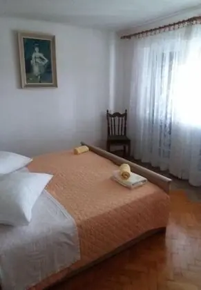 Ev (Tomislav - 100 m from sea - H(4+2))