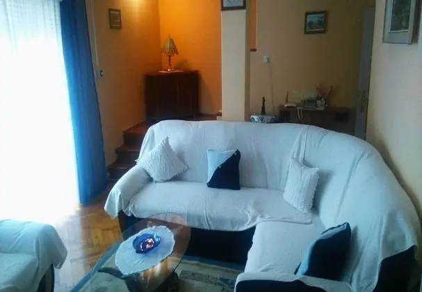 Ev (Tomislav - 100 m from sea - H(4+2))