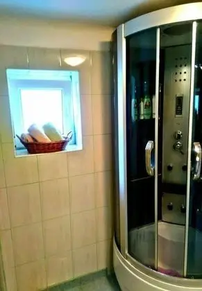 Ev (Tomislav - 100 m from sea - H(4+2))