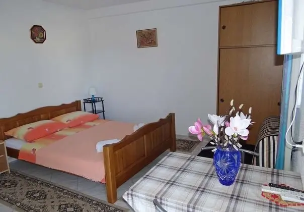 Stüdyo (Tomislav - 120 m from beach - SA2(2))