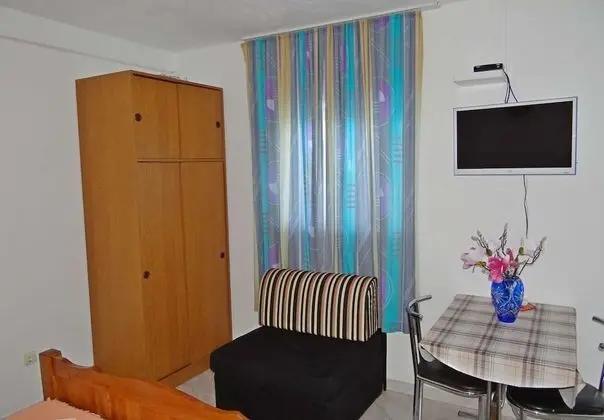 Stüdyo (Tomislav - 120 m from beach - SA2(2))