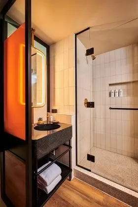 Deluxe Oda, 1 En Büyük (King) Boy Yatak (Hollywood Hills View)