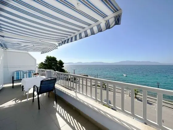 Apart Daire (Tomo - 10 m from beach - A1(2+2))