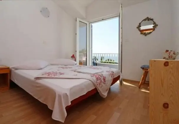 Apart Daire (Tomo - 10 m from beach - A1(2+2))