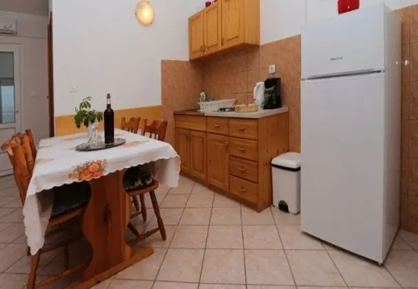 Apart Daire (Tomo - 10 m from beach - A1(2+2))