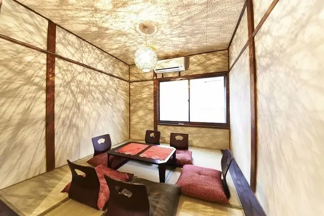 Traditional Tek Büyük Yataklı Oda (Japanese Style)