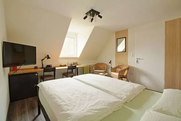 Comfort Tek Büyük Yataklı Oda