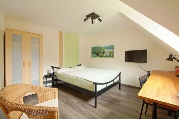 Comfort Tek Büyük Yataklı Oda