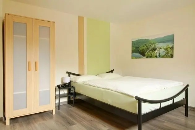 Comfort Tek Büyük Yataklı Oda