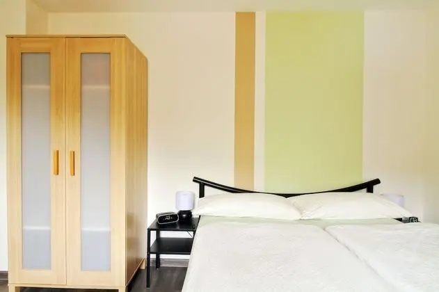 Comfort Tek Büyük Yataklı Oda