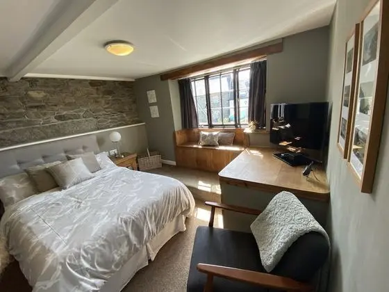 Deluxe Tek Büyük Yataklı Oda, Banyolu/Duşlu, Bahçe Manzaralı