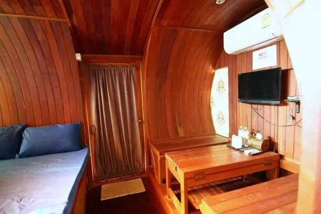 Barrel House