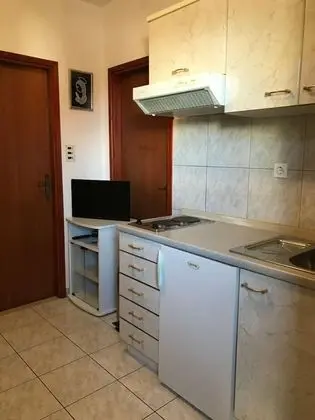Apart Daire (Tonci - 30m from the beach - A1(4))