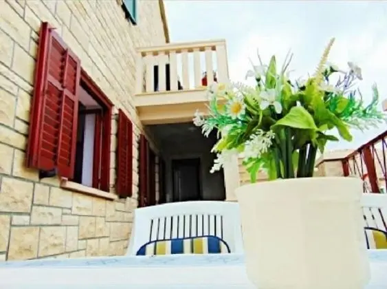 Apart Daire (Tonci - 30m from the beach - A1(4))