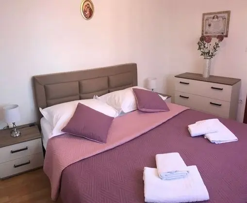 Apart Daire (Tonci - 30m from the beach - A1(4))