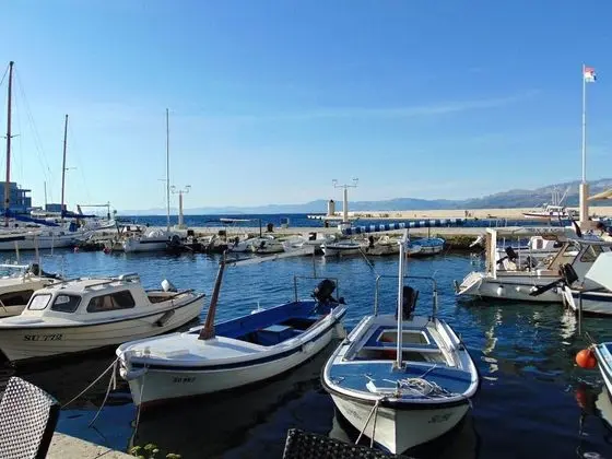 Apart Daire (Tonci - 30m from the beach - A1(4))