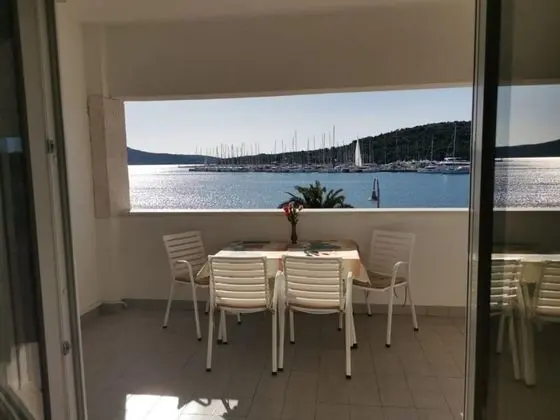 Apart Daire (Tonci - by the sea - A2(4))