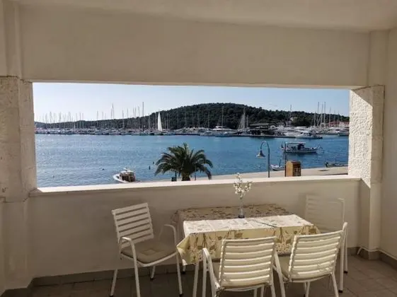 Apart Daire (Tonci - by the sea - A3(4))